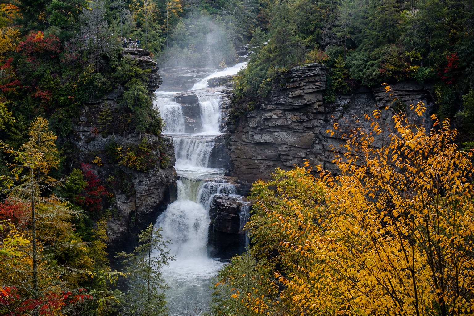 Linville Falls waterfall hiking NC mountains
